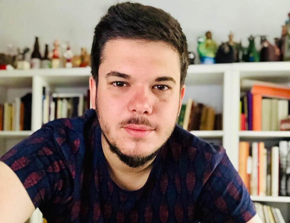 eixdiari's tweet photo. Joan Ignasi Gómez, nou gerent de Canal Blau. El periodista vilanoví relleva en el càrrec a Jordi Martí, que des de 2008 ha format part de la direcció de la societat municipal
https://t.co/Vu9GdwfkTe https://t.co/2pFeDDEMCy