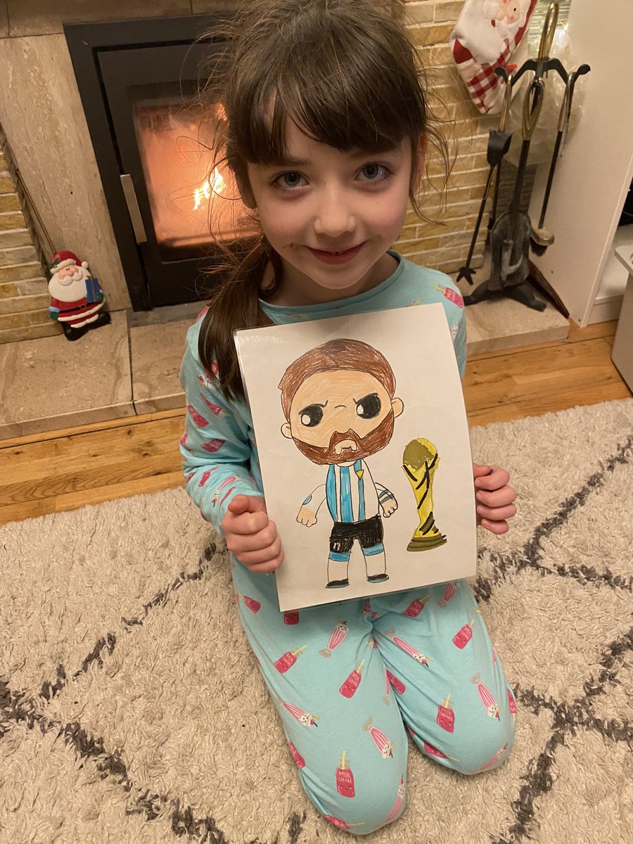 Stephenmac92's tweet photo. To Messi this is you winning the world 🌎 cup 🇦🇷🌞

from Anna Age 7 
@TeamMessi #Messi #WorldCup https://t.co/Z5K0594v0G