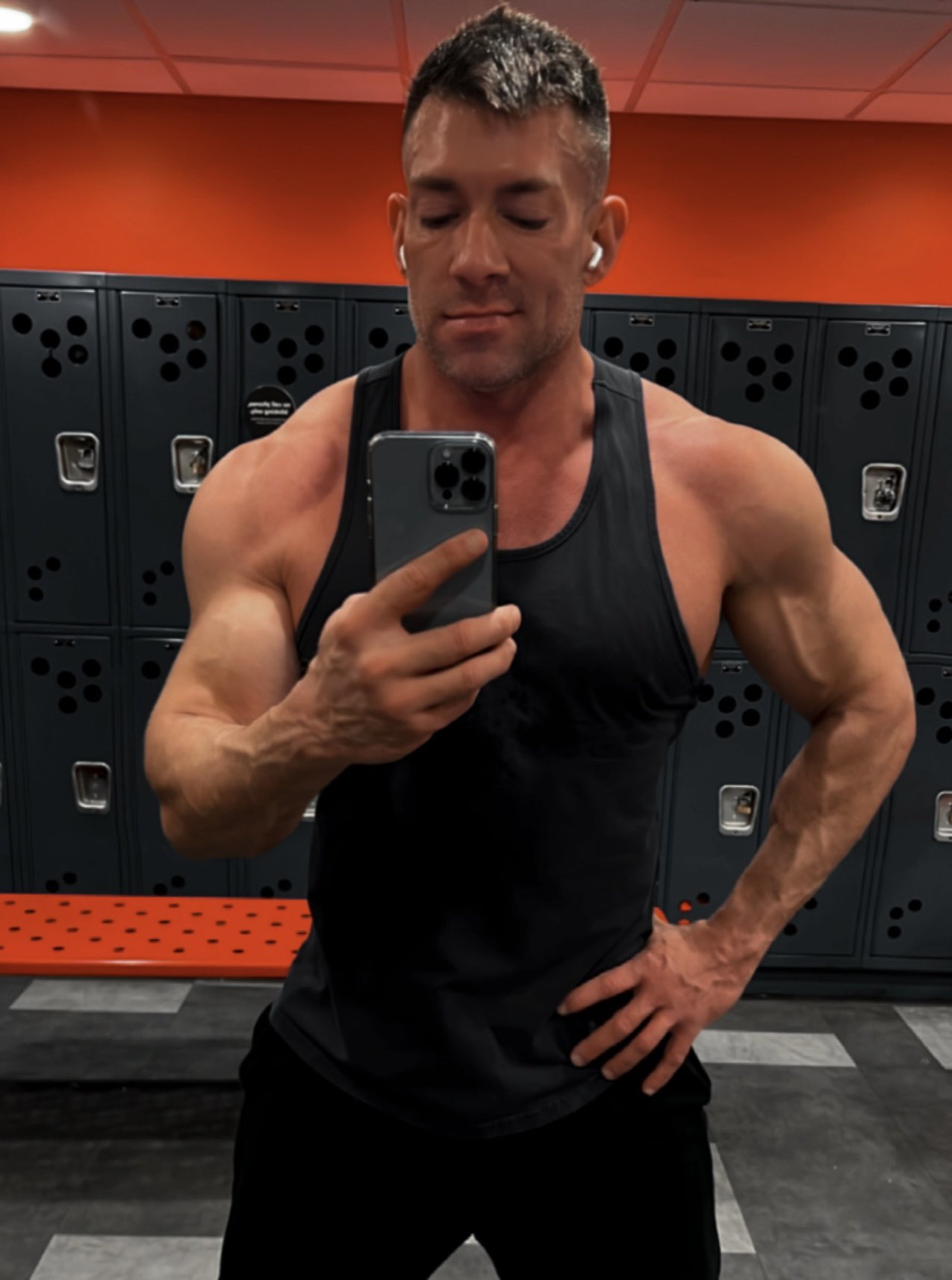 TW Pornstars - Bruce Beckham. Twitter. Sup. 6:51 PM - 19 Dec 2022