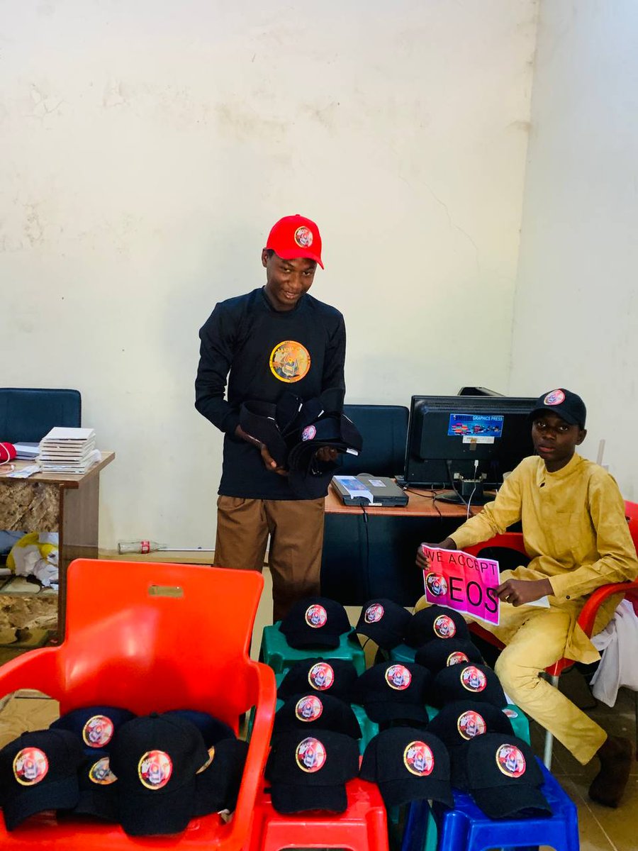 EOSPGLMLT_BP's tweet photo. WEB3.0 in action. Finding out #EOS is serving as bank to many. #HuFi tools as accounting software. People are realizing that we can create liquidity through P2P transactions.  These transactions are loans visible to all. 21st century "Layaway" on a blockchain. #MyvoteEOS https://t.co/PVaZhaFEWH