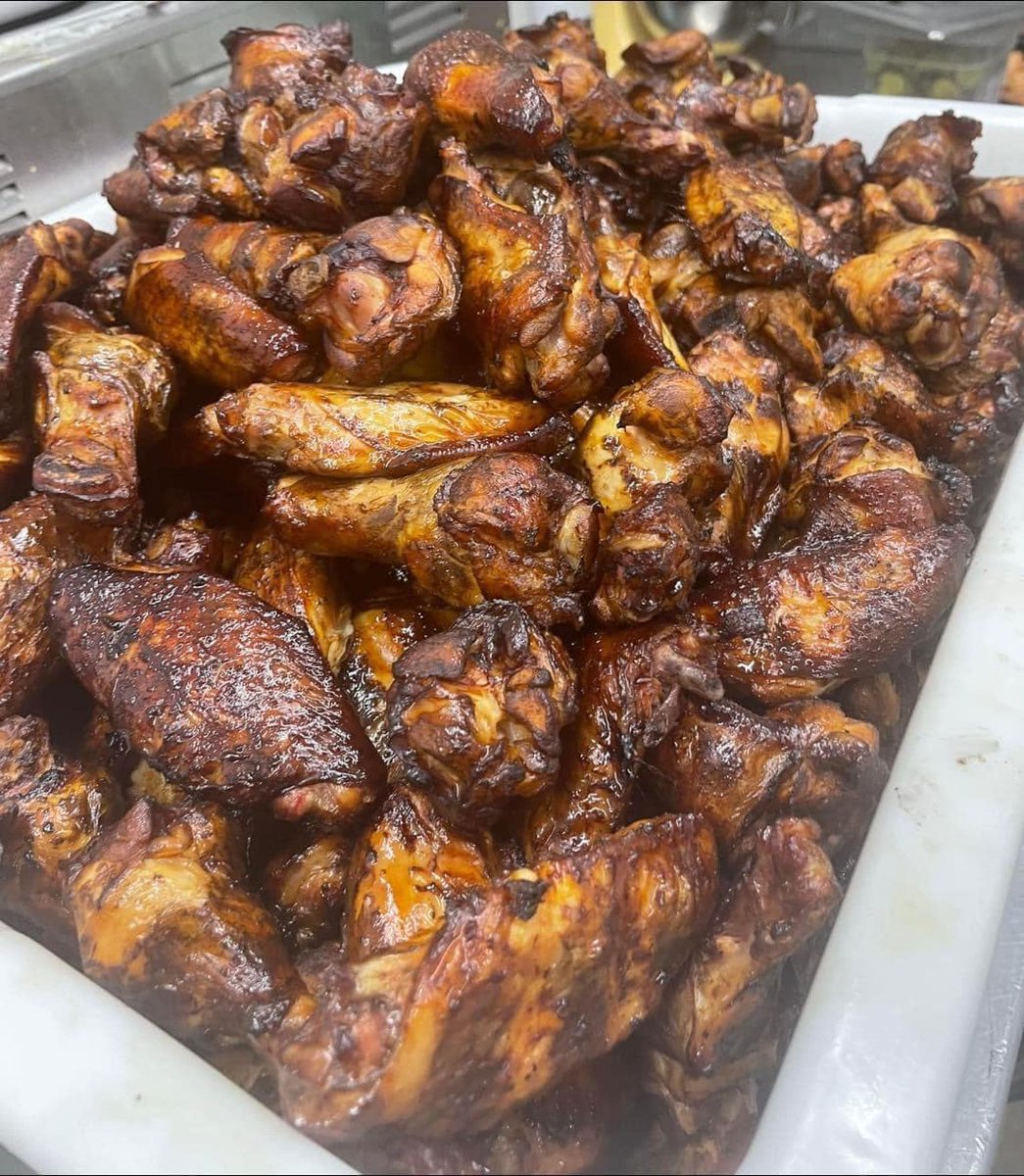 WedoweeRealtor's tweet photo. Are you looking to grab a bite after doing a load of ripping and running for the holidays? Stop by Wedowee's very own Boondocks BBQ &amp; Creamery! Expect to receive some good food! 🍗

📷| @Boondocks BBQ &amp; Creamery
#Foodie #Food #BoondocksBBQ #lakewedowee #lakewedoweelife https://t.co/ZVAGBpuOiU