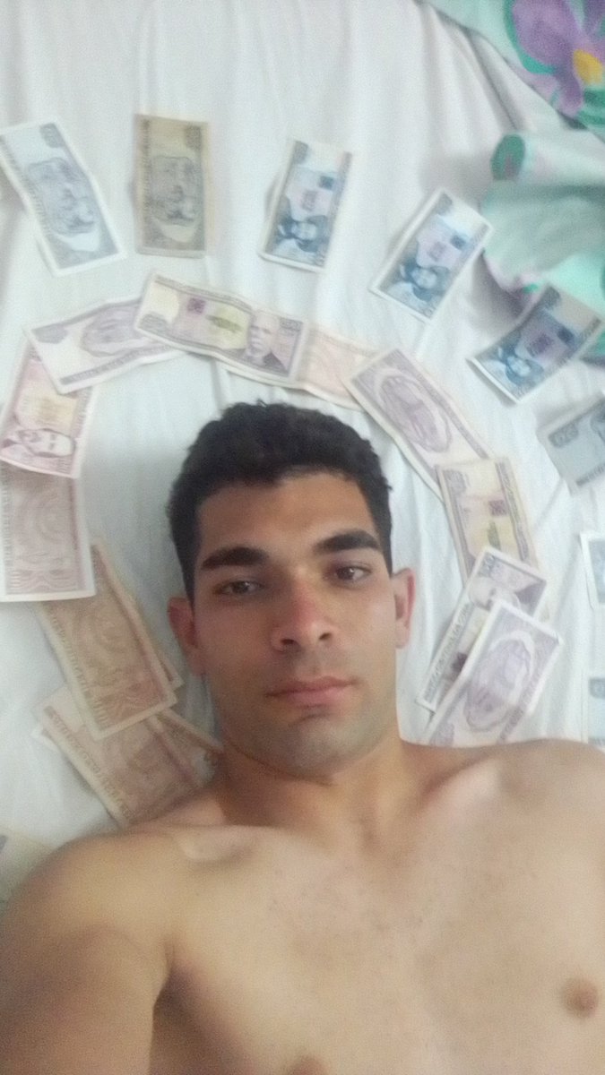 Singón Bolívar tweet media
