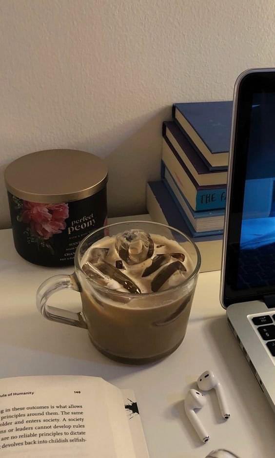 cto_daryl's tweet image. I do not know anyone 🤔who has gotten to the top without  without hard work . That is always the recipe, it will not always get you to the top but  but you should be pretty near📚📌