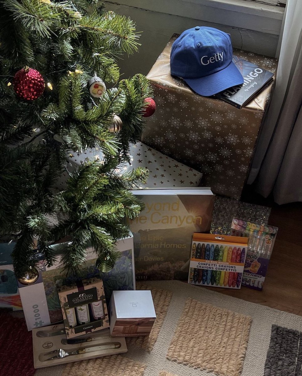 HighboyLA's tweet image. Partnered with the @GettyMuseum this year to knock out alllll of our holiday shopping!!