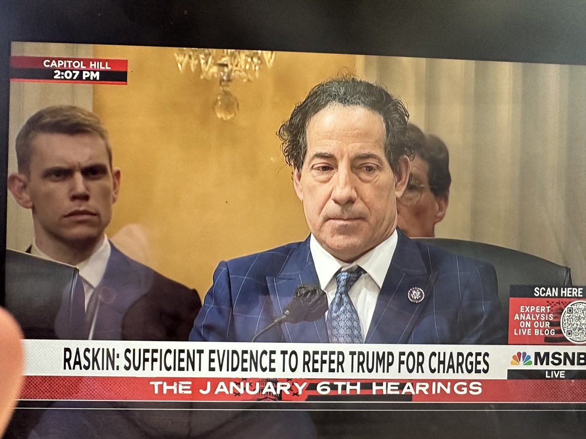 goRubenRuben's tweet photo. Oralé J6 refers Trump DOJ #January6thCommittee #RedCongress https://t.co/89lIzo9k4Q