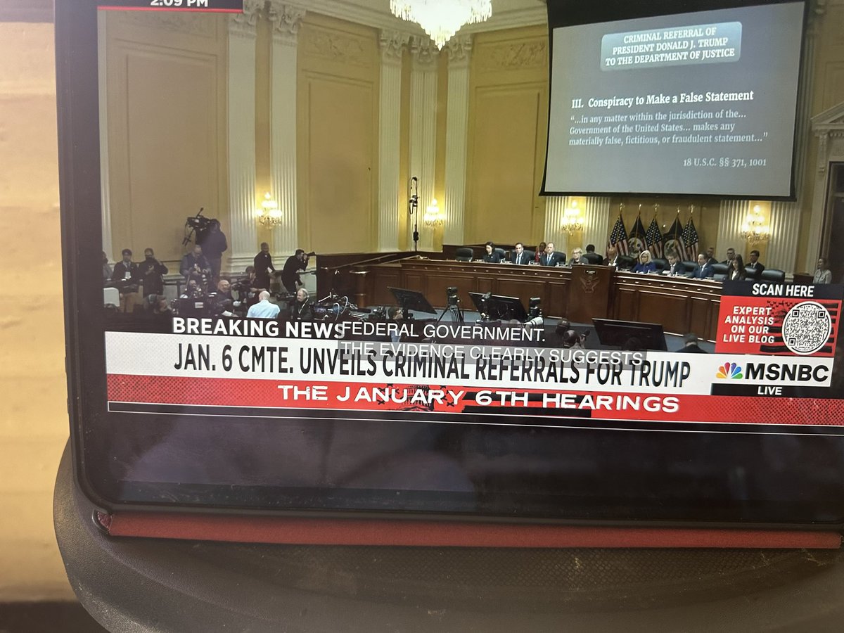 goRubenRuben's tweet photo. Oralé J6 refers Trump DOJ #January6thCommittee #RedCongress https://t.co/89lIzo9k4Q