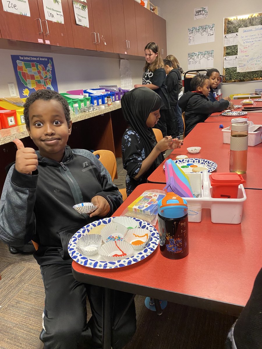 AthlosStCloud's tweet photo. Athlos students and staff having fun celebrating our Winter Festivals! https://t.co/VwI7z8cN0h