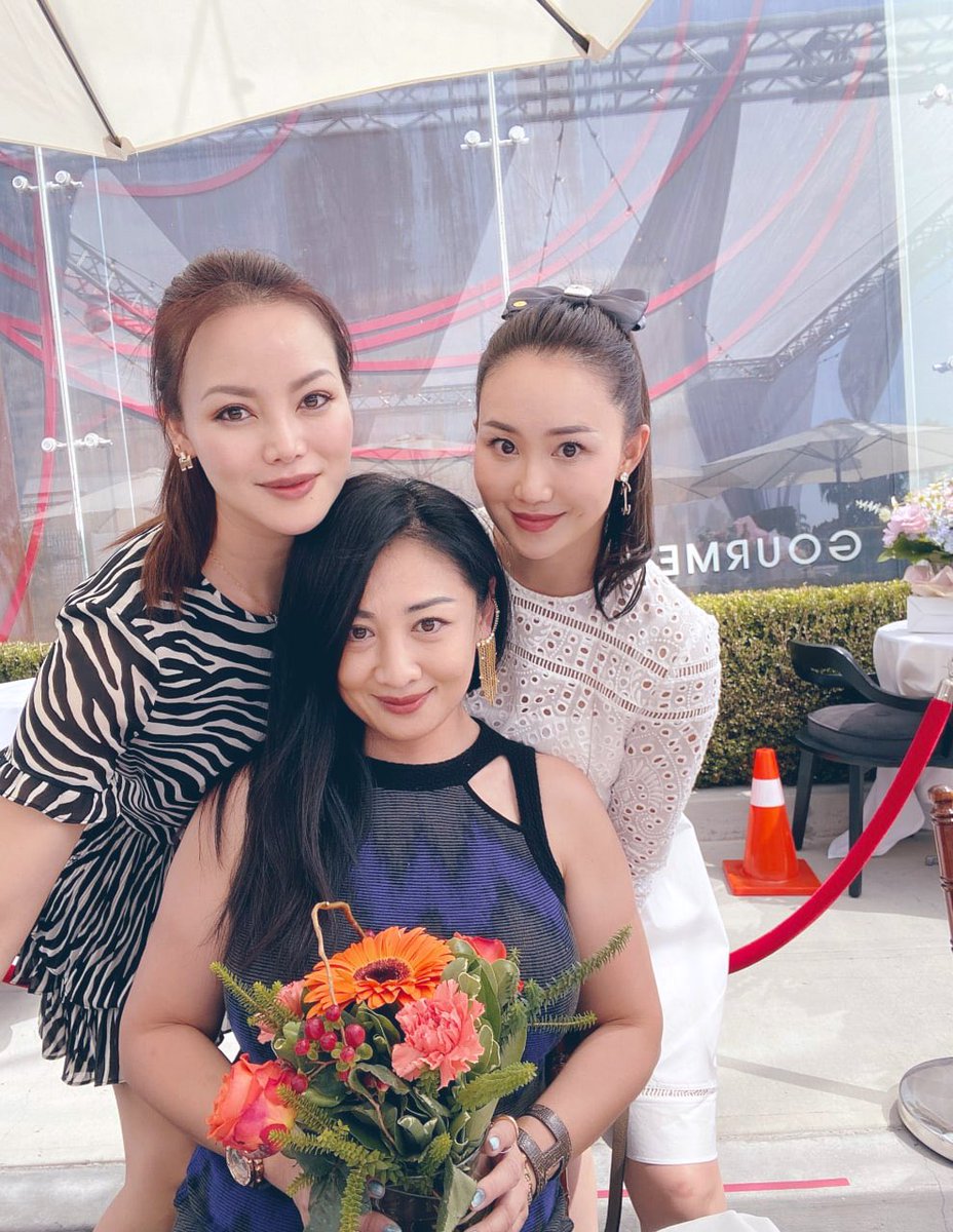 A small gathering with friends.long time no miss each other 😘