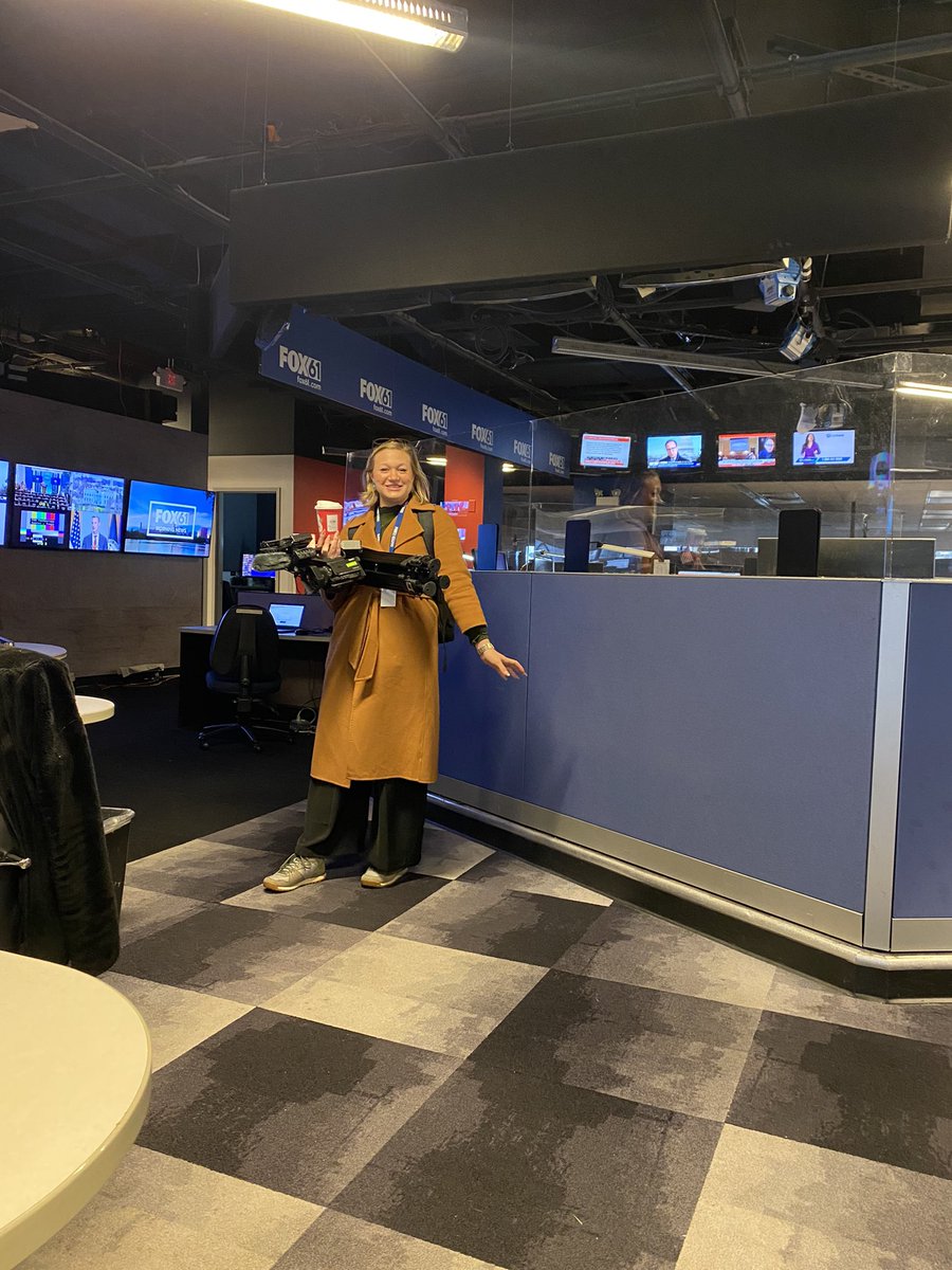 JessicaHenryTV's tweet photo. โThereโs too much coffee left to leave it in the car.โ @EmmaWulfhorst The MMJ life in a nutshell https://t.co/J7IEQQYDxH