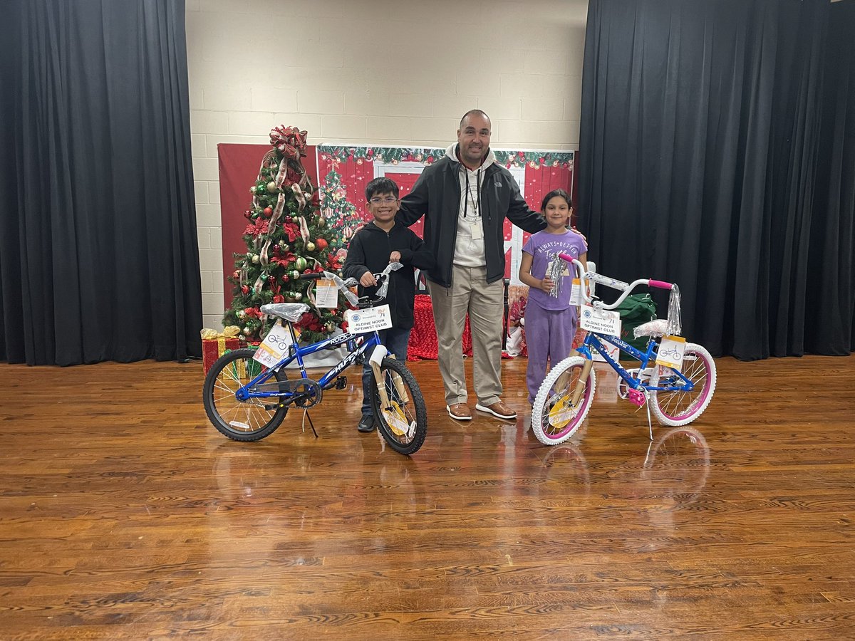 Jose Diaz (@jldiaz_1) on Twitter photo <a href="/OrangeGroveAISD/">Orange Grove Tigers</a> our so proud of our two students. We selected one boy and girl who read over 600 minutes the 1st semester. <a href="/mkilleya/">Melissa Killeya</a> <a href="/CastillloLarisa/">Larisa Castilllo</a> <a href="/KimMJohnson58/">Kimberly Johnson</a> <a href="/AldineISD/">Aldine ISD</a> <a href="/DrFavy/">DrFavyCantu</a> <a href="/aldineoptimist/">Aldine Noon Optimist</a> <a href="/OrangeGroveAISD/">Orange Grove Tigers</a> our so proud of our two students. We selected one boy and girl who read over 600 minutes the 1st semester. <a href="/mkilleya/">Melissa Killeya</a> <a href="/CastillloLarisa/">Larisa Castilllo</a> <a href="/KimMJohnson58/">Kimberly Johnson</a> <a href="/AldineISD/">Aldine ISD</a> <a href="/DrFavy/">DrFavyCantu</a> <a href="/aldineoptimist/">Aldine Noon Optimist</a>