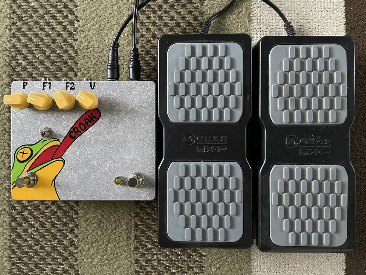 fuzzrocious's tweet image. 2. 2? 2! 2 expression pedals in 1 CROAK! External Pre (fuzz level) &amp;amp; Filter 1 control.
#fuzzrocious #fuzzrociouspedals #stompbox #stompboxes #effectspedals #effectpedal #effectpedals #fuzzpedal #fuzzpedals #guitarpedal #guitarpedals #basspedal #basspedals #croak #envelopefilter