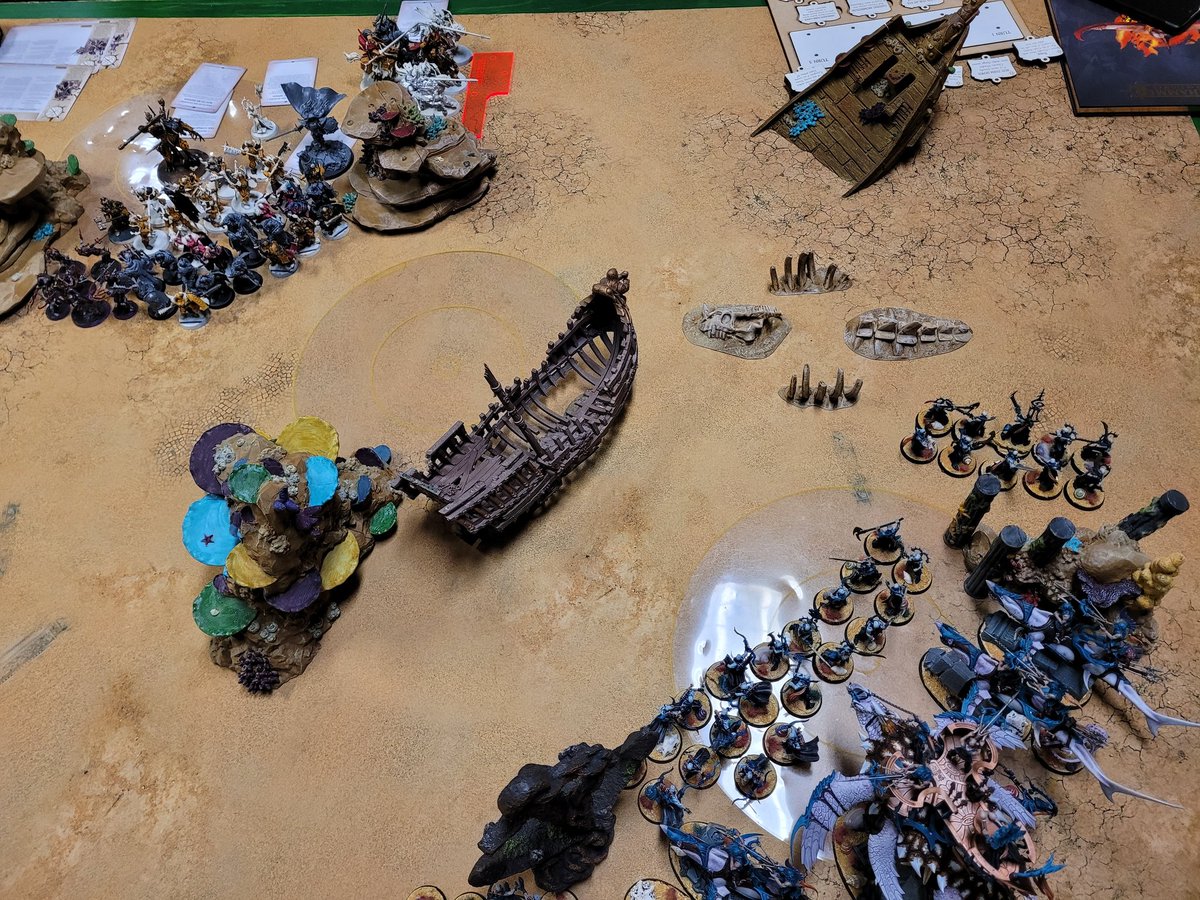 WarchiefBaz's tweet photo. Head on Collision v Slaves to Darkness tonight #ageofsigmar #deepkin https://t.co/W8Dmjr7qBT