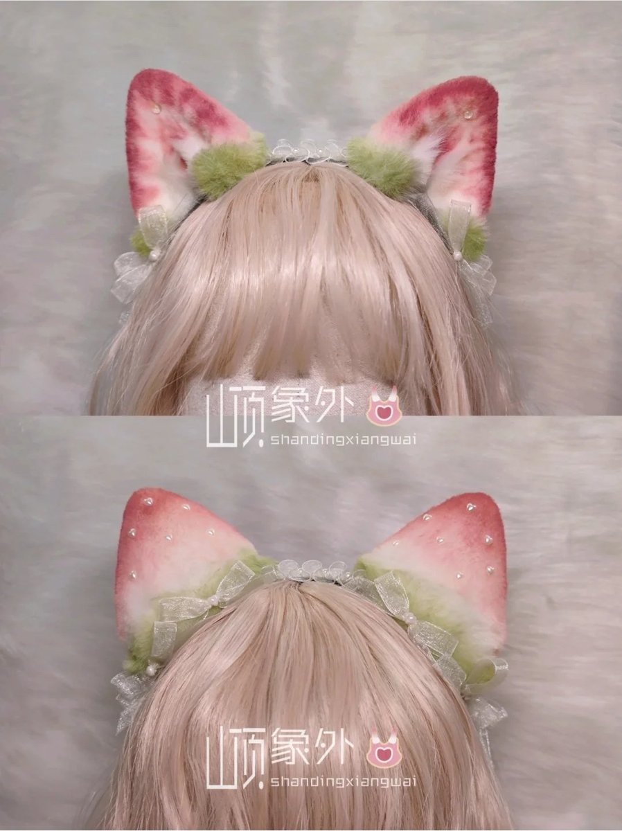 mori_grl's tweet photo. strawberry cat ears? take my money!!! https://t.co/yxr662cSOb