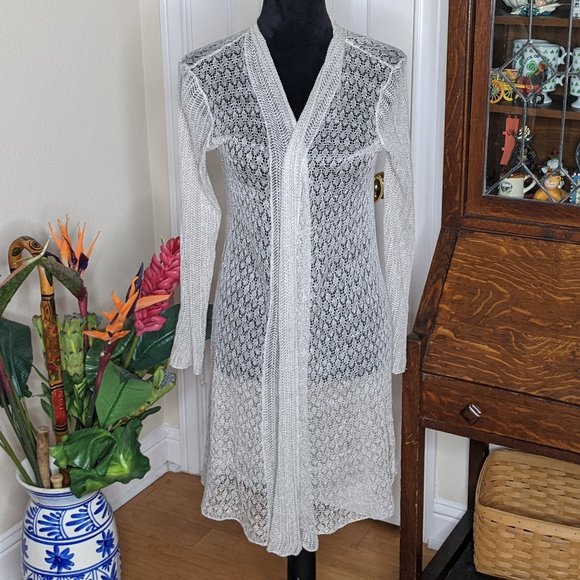 ClydeRossman's tweet photo. So good I had to share! Check out all the items I'm loving on @Poshmarkapp #poshmark #fashion #style #shopmycloset #toland #adidas #eileenfisher: https://t.co/J51OL2Dzga https://t.co/OJSgnJasCS