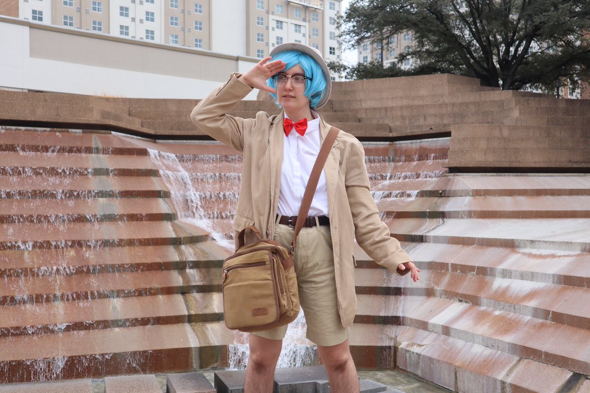 loafofbr3adtm's tweet image. something seems wrong with the professor.....? 

📖📖📖
#puppethistory #puppethistoryfanart #theprofessor