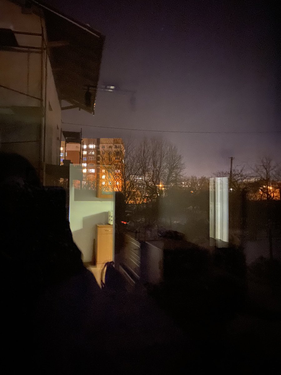 UkraineEugenia's tweet image. 21-39 pm #Lviv Ukraine 

Power!! Even if for a few hours;)

Dear Friends, if you willing to know more information about current life in Ukraine please subscribe to my YouTube;) youtu.be/RZUCFkPDfWY 

#poweroutage #lifeinukraine #WarInUkraine #Ucrania #Oekraïne