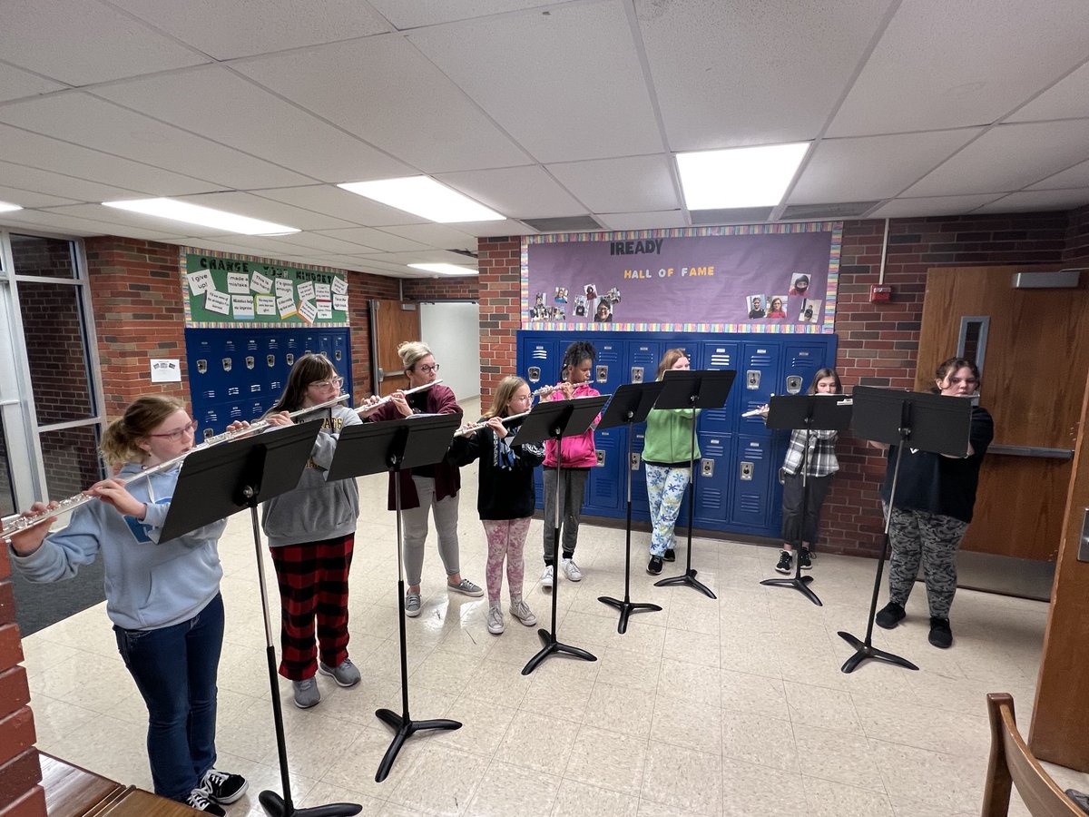 CPSMrYork's tweet photo. Thank you ⁦@westbandrocks⁩ for treating us to a wonderful set of flautists. It was a great treat during planning time to see our students showing the skills they have learned in such a short time span. https://t.co/NsTWmzYZDL