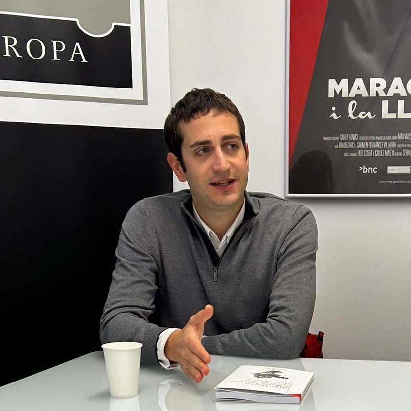 catalunyaeuropa's tweet photo. Quina relació hi ha entre la segregació, el vot i la participació política? 🗳️

📝 Aquest és el punt de partida d'aquest nou treball de @tonirodon impulsat per la Fundació @catalunyaeuropa en el marc de l’Ajut a la Recerca #LlegatPasqualMaragall. Ben aviat, presentació en públic! https://t.co/Xe9snNgcOd
