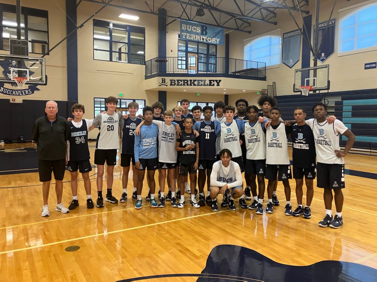 BerkeleyBball's tweet image. Special thanks to one of the greatest to ever do it, Coach Gordon Gibbons! Defensive camp was a success. #teamdefense