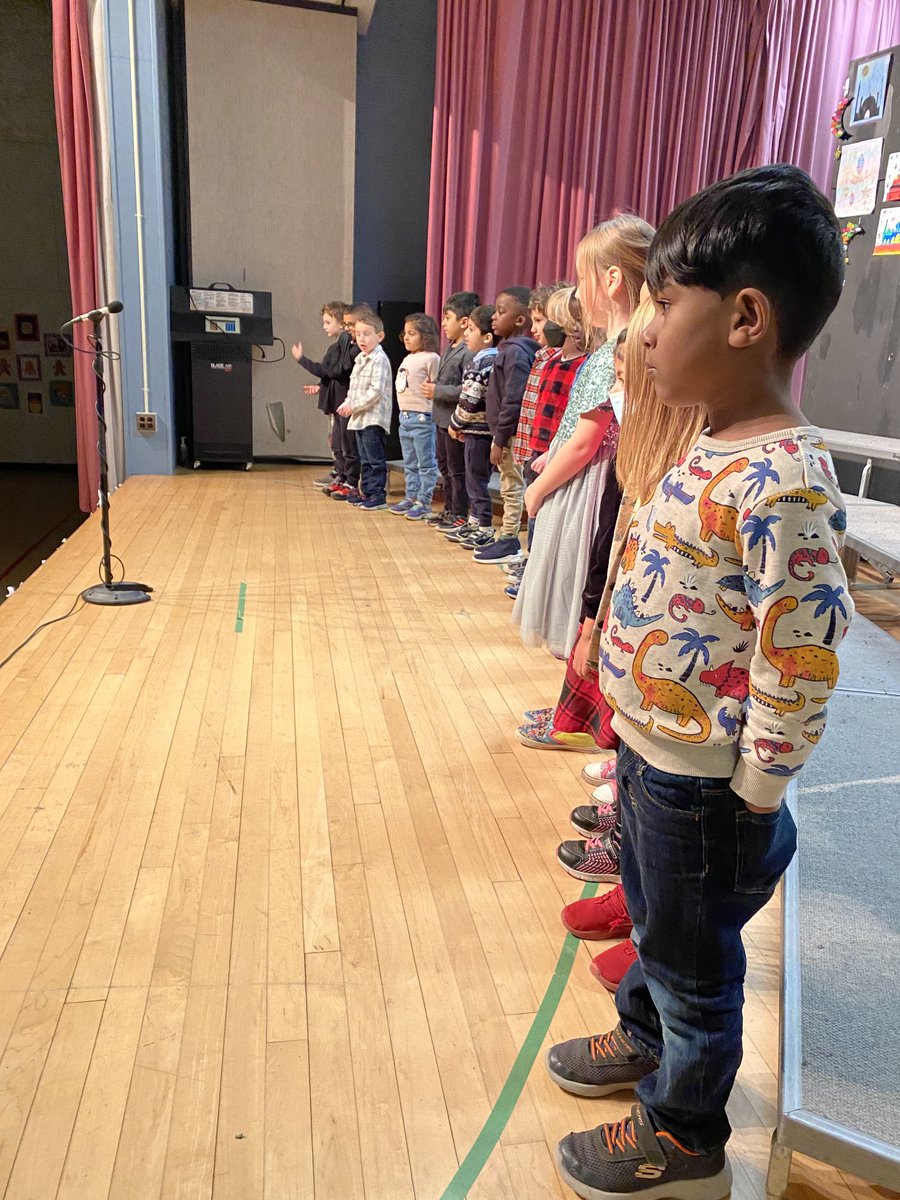 Tis the season for celebrations! Way to go Mrs.Barber and Mrs.Abayre’s class! Thank you for sharing your joy 🤩 💕🥰