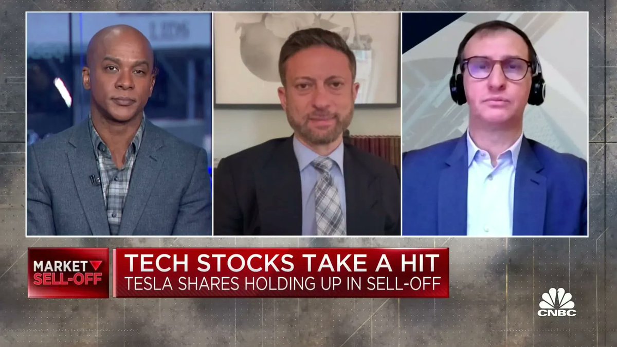 FullCycle Founder <a href="/ialhusseini/">Ibrahim</a> on <a href="/CNBC/">CNBC</a> #TechCheck shared about the impact of Elon's sell off of <a href="/Tesla/">Tesla</a> stock and how the handling of @Twitter is personally impacting Tesla car owners. 

Watch here: buff.ly/3FI06X8