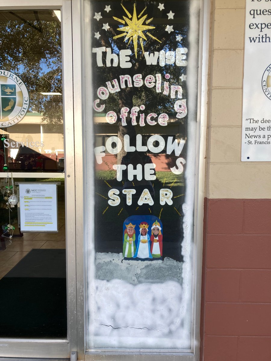 MCC_HighSchool's tweet photo. 🎄 The Science NHS sponsored a Christmas door decorating contest to make our campus more merry and bright! The proceeds benefitted the Florida Wildlife Hospital. #mcchustlers #Godblessmcc https://t.co/97nM5XcFrd