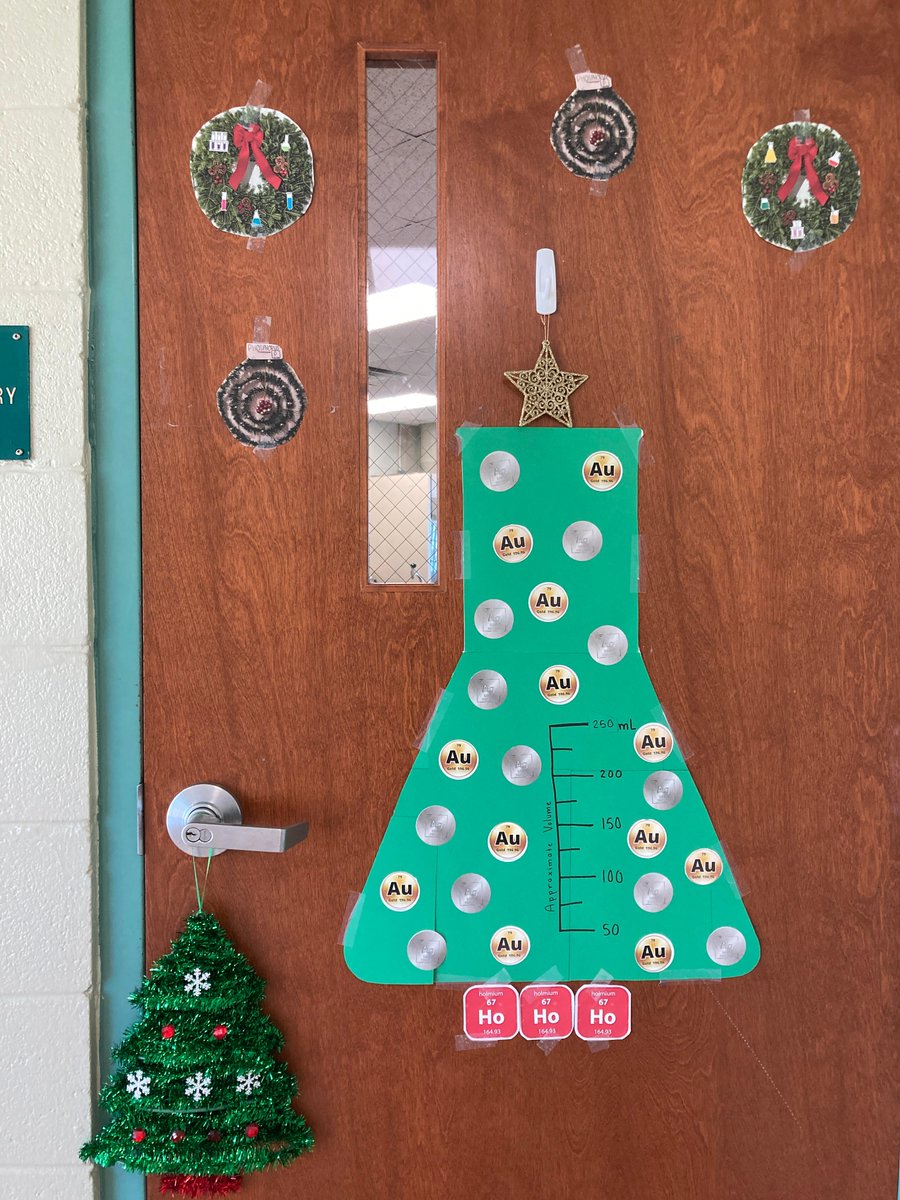 MCC_HighSchool's tweet photo. 🎄 The Science NHS sponsored a Christmas door decorating contest to make our campus more merry and bright! The proceeds benefitted the Florida Wildlife Hospital. #mcchustlers #Godblessmcc https://t.co/97nM5XcFrd