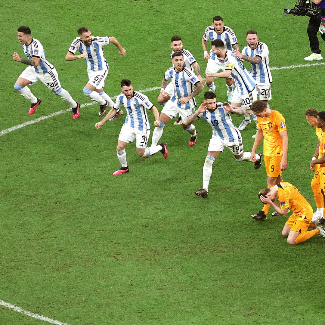 classicshirts's tweet photo. Standout Moments from the World Cup 📸

Argentina's celebration against the Netherlands seems even more iconic after they went onto lift the trophy.

(Thread 👇) https://t.co/tmZvPCJlBr