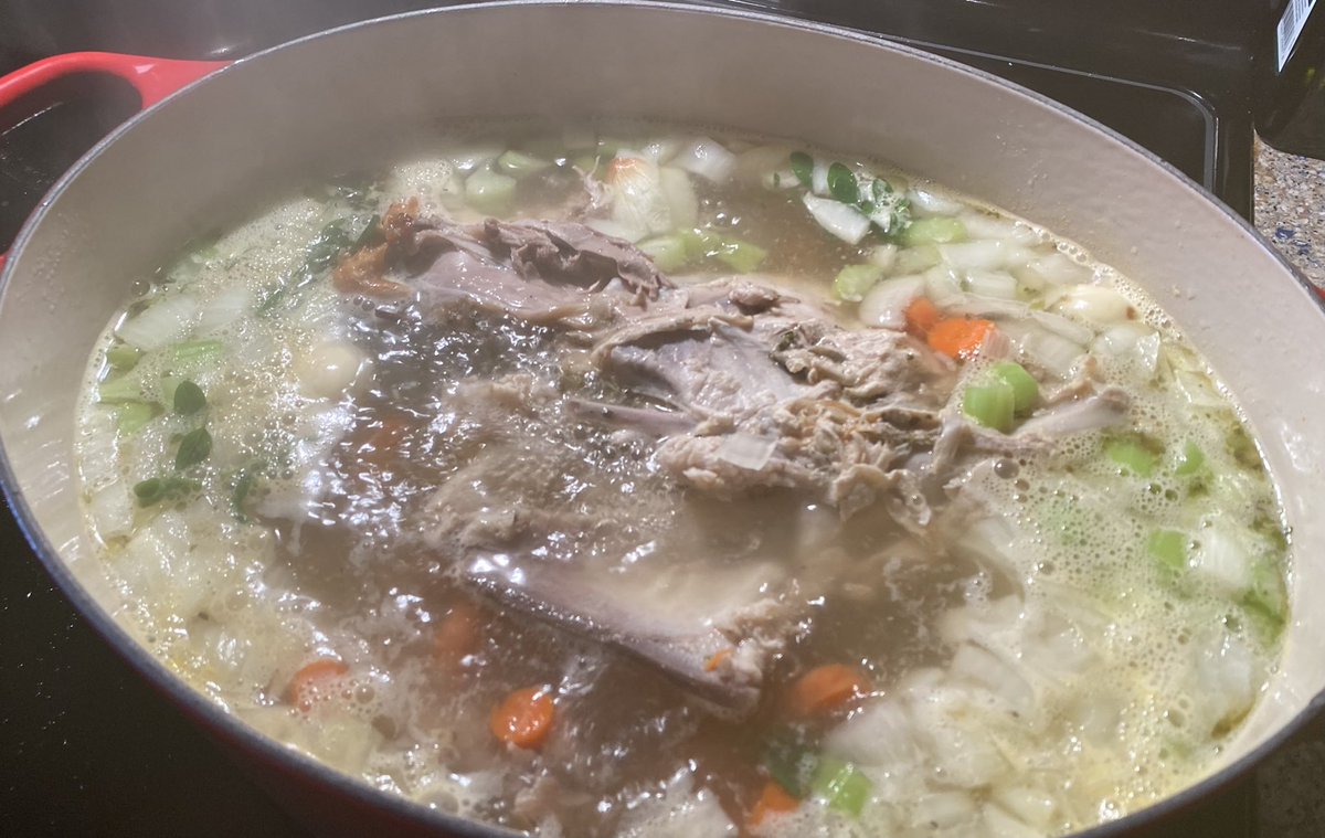 wxcrum's tweet photo. Cold weather coming… cooking down the thanksgiving turkey carcass and making some turkey soup. #Dayoffthings https://t.co/jHBgOKfrFu