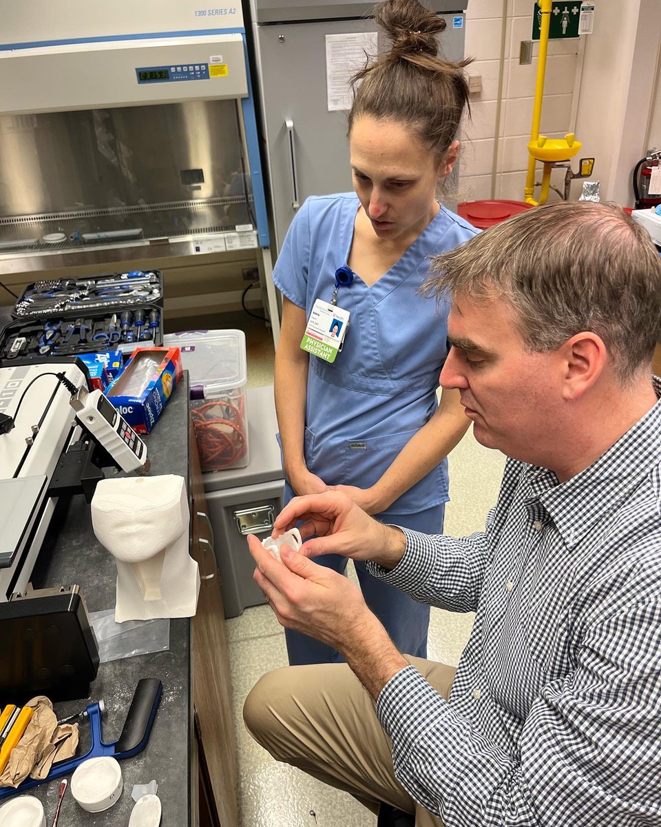 gregmd_cincy's tweet photo. It was great having one our physician assistants, Adele @balletakr in the lab, showing her our 3D printed simulation for procedures model. #DionLab #ENT #Cincinnati #laryngology #physicianassistant @UCincyMedicine @UC_CoMResearch @uc_health https://t.co/oBWeVVEAQL