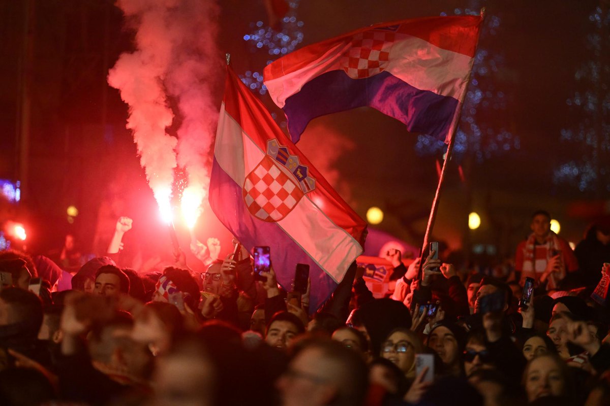 New FIFA top 10 rankings: 

1. Brazil
2. Argentina
3. France
4. Belgium
5. England
6. Netherlands
7. Croatia
8. Italy
9. Portugal
10. Spain

#Croatia #Vatreni #HRV