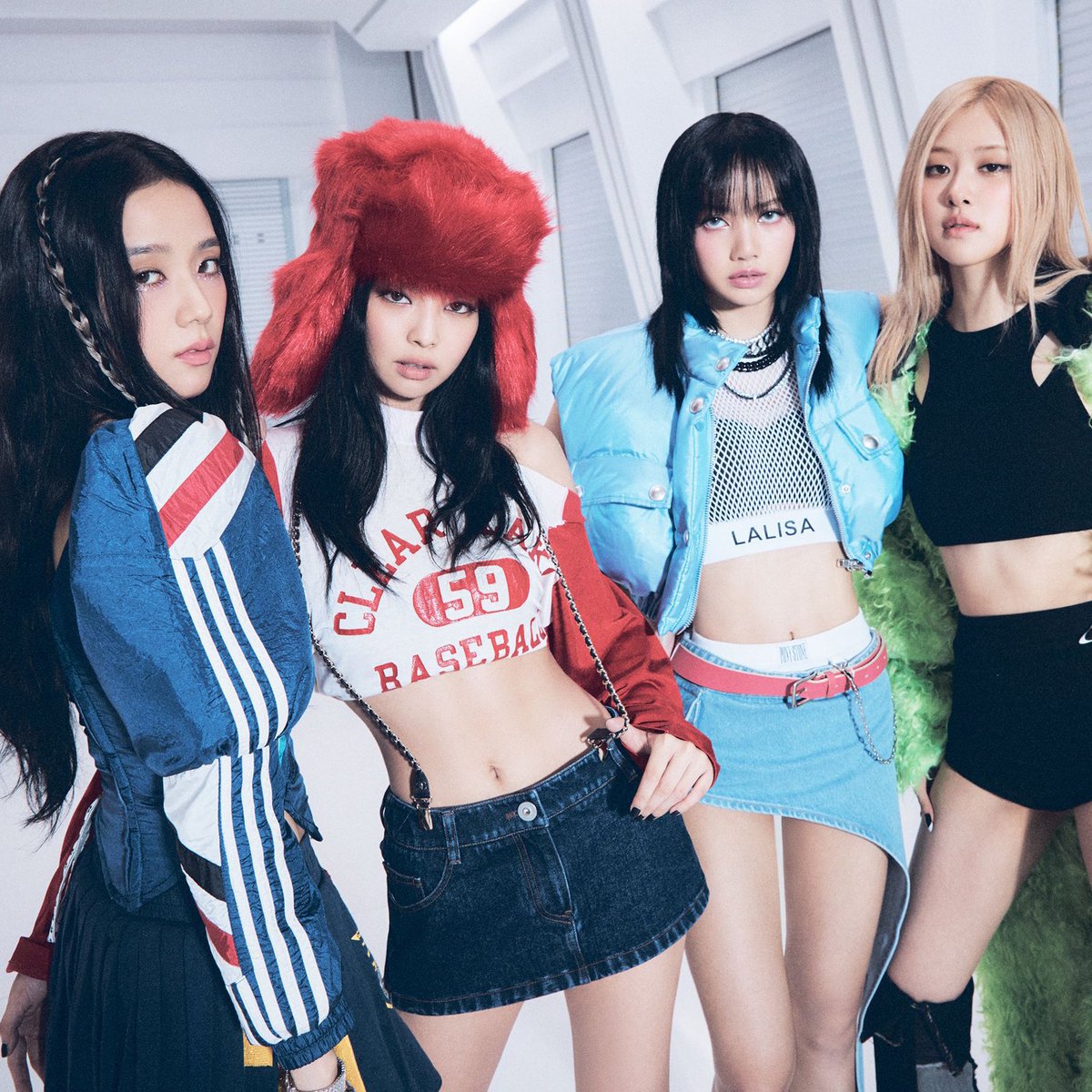 BuzzingPop's tweet photo. For the first time in over 6 years, three different women of color reached #1 on the Billboard 200 in a single year: 

• @SZA - ‘SOS’ 
• @Beyonce - ‘Renaissance’
• @BLACKPINK - ‘BORN PINK’ https://t.co/ETlEnQTId6
