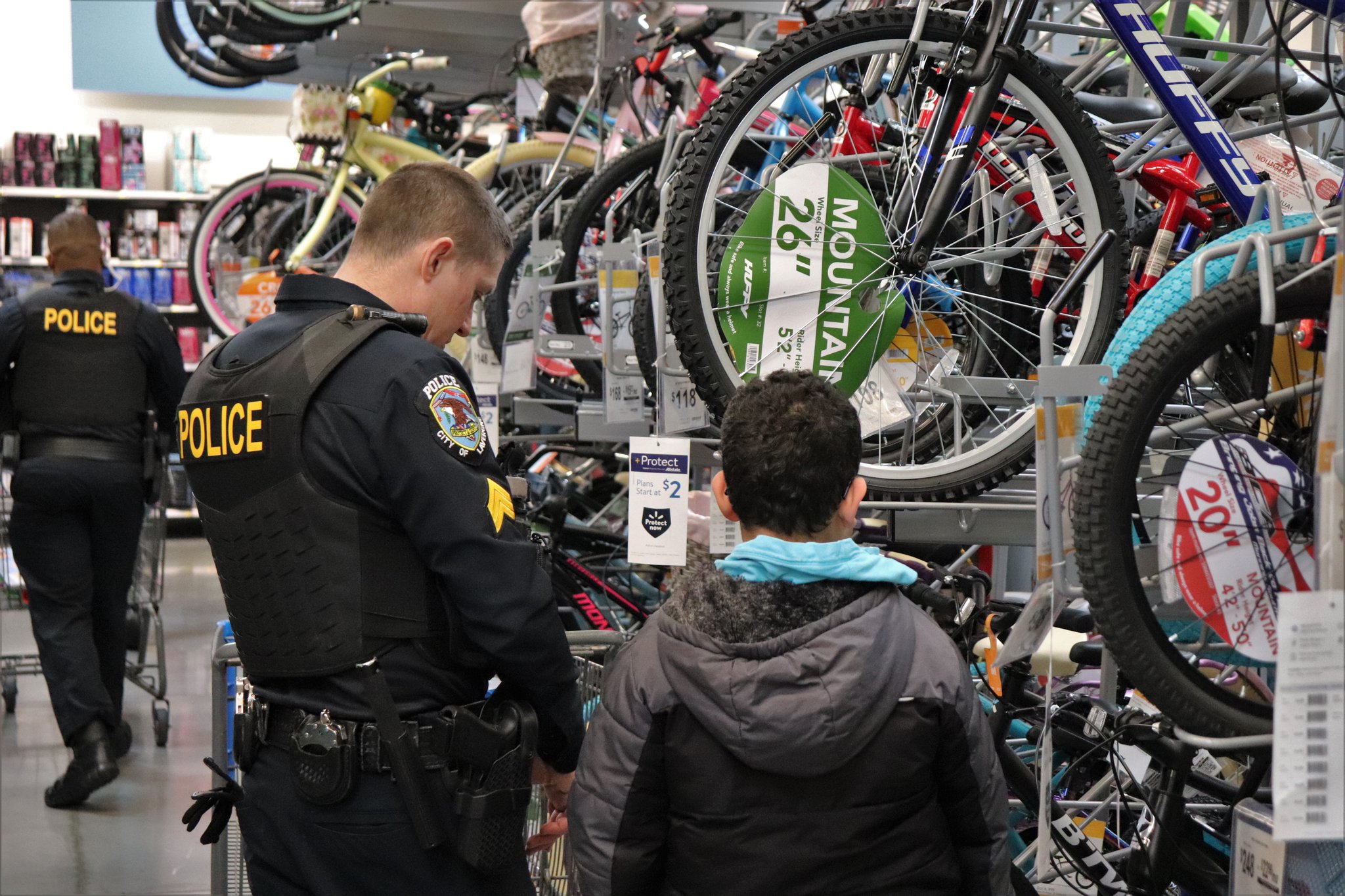 La Vergne, TN Police Department on Twitter "Today was the annual Shop with a Cop sponsored by