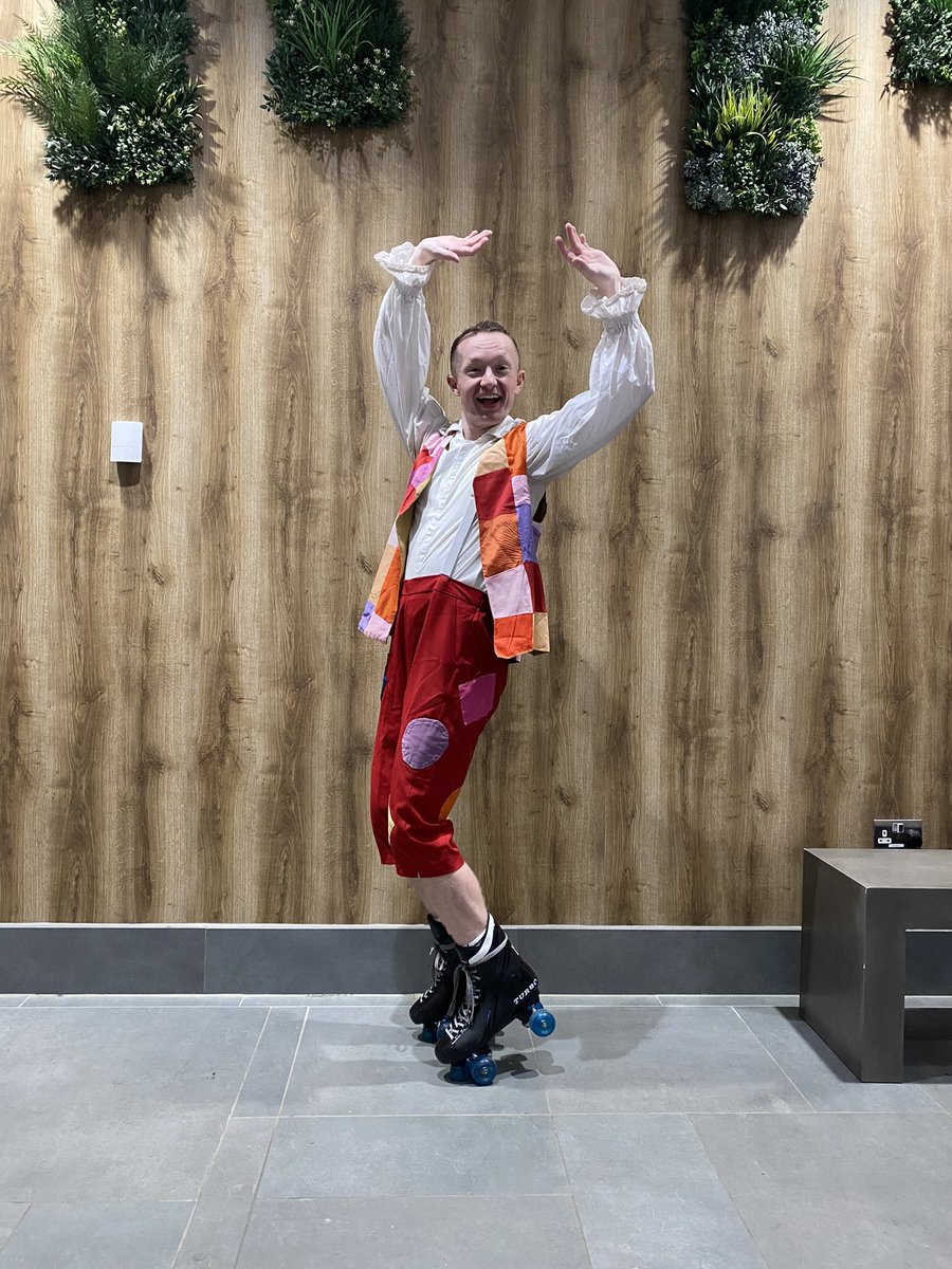 PantoMaidenhead's tweet photo. Thank you to everyone who came to see us for opening weekend!✨

Here’s to the next week to come. We have shows all the way until Christmas Eve👏🏼 

Here’s a picture of Jack in some roller skates… cos why not!?

#panto #maidenheadpanto #pantomime #theatre #jackandthebeanstalk https://t.co/3nm8nWojoc