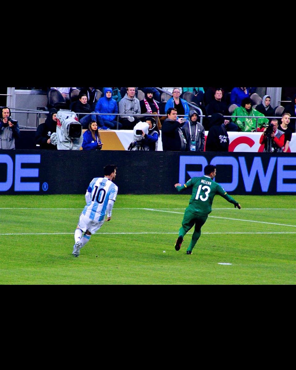 AleMelean's tweet photo. I’ve had the honor of facing who I now consider to be the GOAT. Congratulations to Messi and all my friends from Argentina! 
He tenido el honor de enfrentar al que ahora considero ser el mejor de todos los tiempos. Felicidades a Messi y a todos mis amigos Argentinos! https://t.co/nnG2cDLJvq