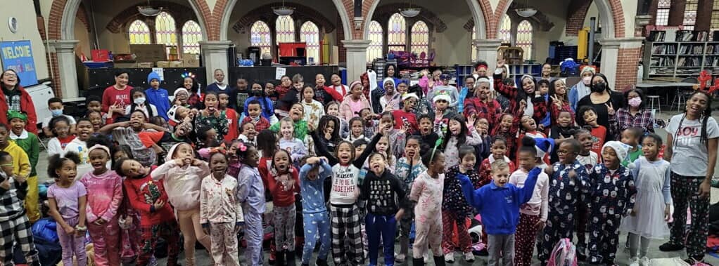 tcsphilly's tweet photo. Spruce Hill staff and students sliding into Christmas break ready for some rest and relaxation. Merry Christmas to you all. We’ll see you in the new year! #pajamaday #thecityschool #2022 https://t.co/KKUthdFGAf