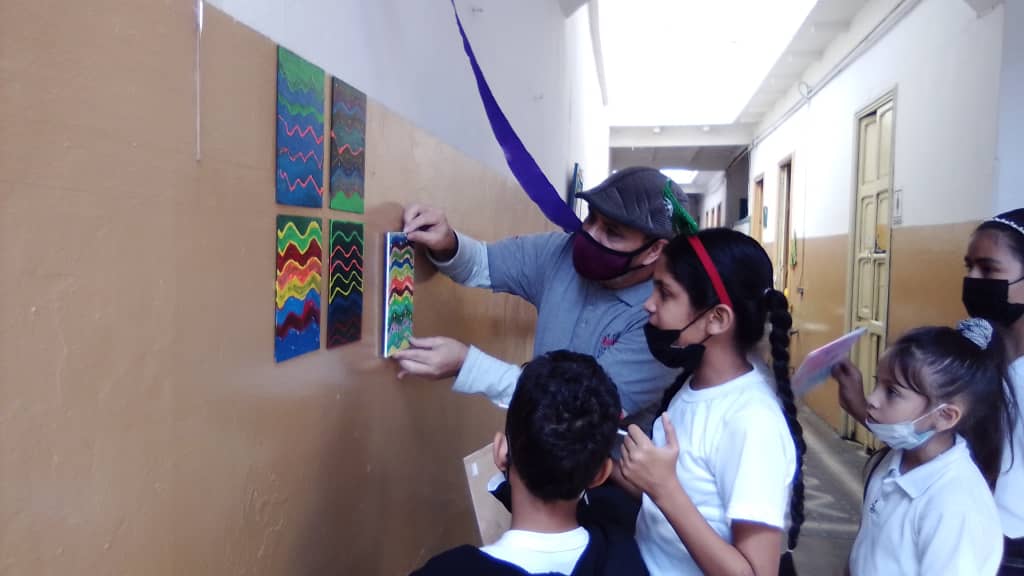 IartesVzla's tweet photo. El Semillero de las Artes Visuales y el Espacio que desarrolla el #Iartes es un #proyecto artístico-pedagógico que promueve el #podercreador entre la #juventud y hace posible la diversidad.
*
#ArtesPlásticas #Arte
@minculturave @VillegasPoljak  @laAvazadora @PresidencialVen https://t.co/7yRv9WbwPn