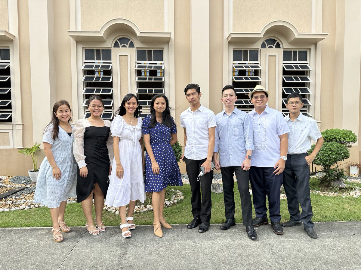 aceykath's tweet photo. With my fellow organists.
Ngiting tagumpay sa 400 😁🎹

Happy Thanksgiving 😊🇮🇹 https://t.co/xUOyskNnaZ