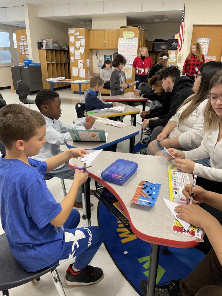 bound_brook's tweet photo. The @BbhsCrusaders Neurodiversity Club visited @Lafayette_ES for International Day of Persons with Disabilities. The club read “We Move Together” which teaches each person is unique. The students then cut snowflakes to demonstrate all snowflakes are different - just like us! https://t.co/ZRdxzo3FNb