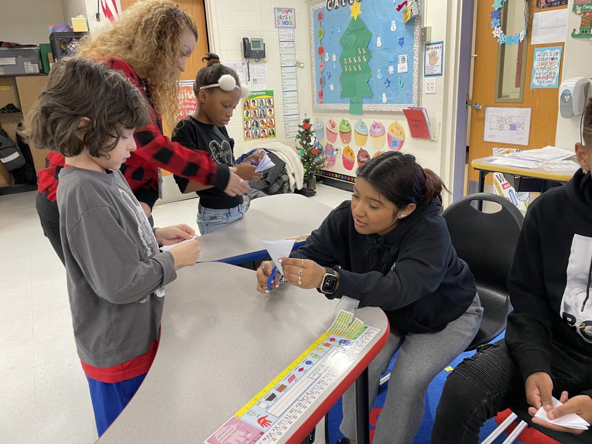 bound_brook's tweet photo. The @BbhsCrusaders Neurodiversity Club visited @Lafayette_ES for International Day of Persons with Disabilities. The club read “We Move Together” which teaches each person is unique. The students then cut snowflakes to demonstrate all snowflakes are different - just like us! https://t.co/ZRdxzo3FNb