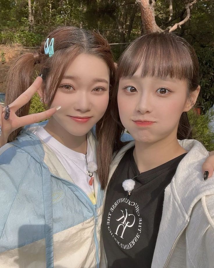 chuukwanflz's tweet photo. the industry loves them fr https://t.co/XRDiBWUbJW