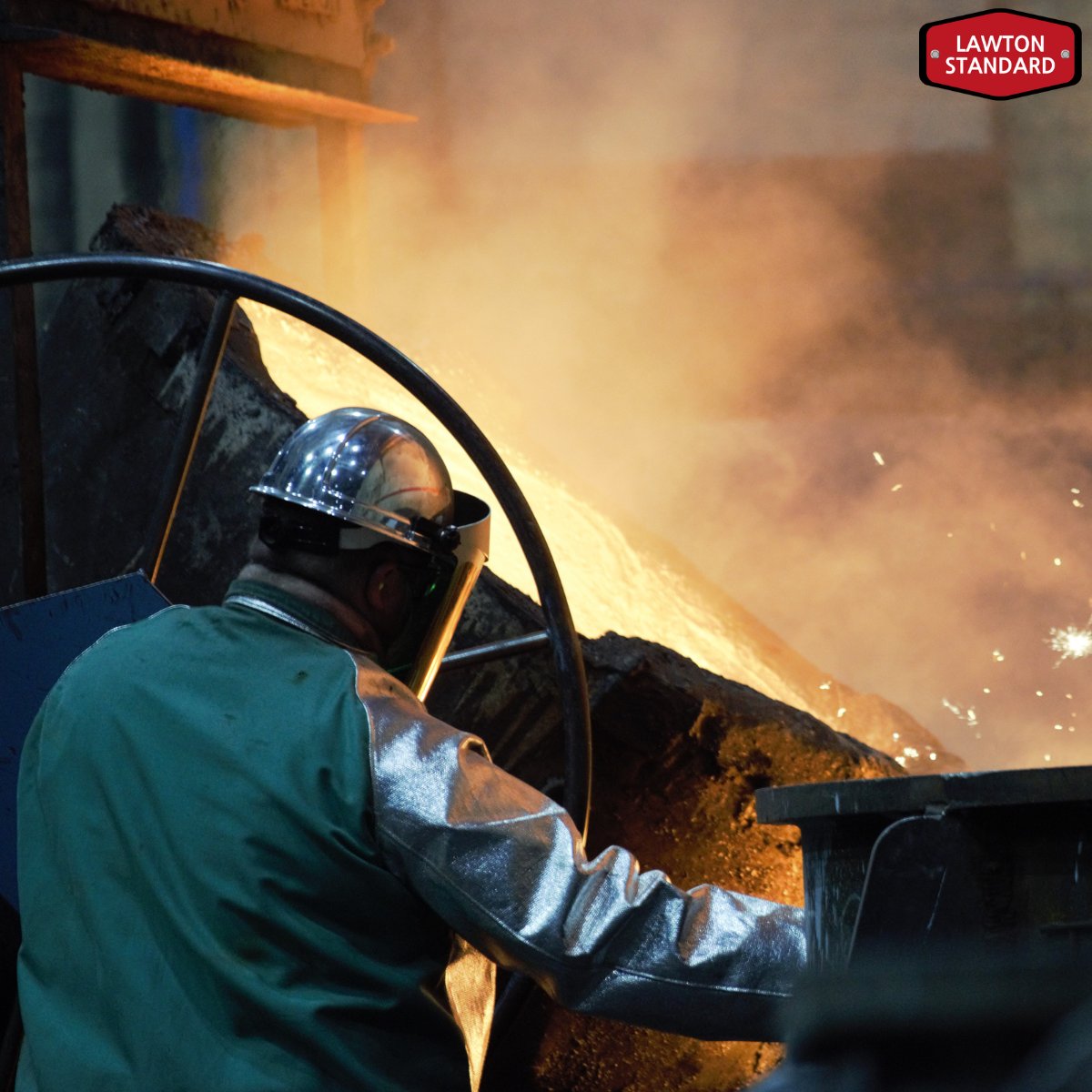LawtonStandard's tweet photo. Did you know that the United States' iron and steel industry contributes approximately $520 billion annually to the economy? Now that's impressive!

How much does the industry you work in contribute every year?

#economy #finance #contribution #unitedstates #iron #steel #foundry https://t.co/aEeEBy4mTI