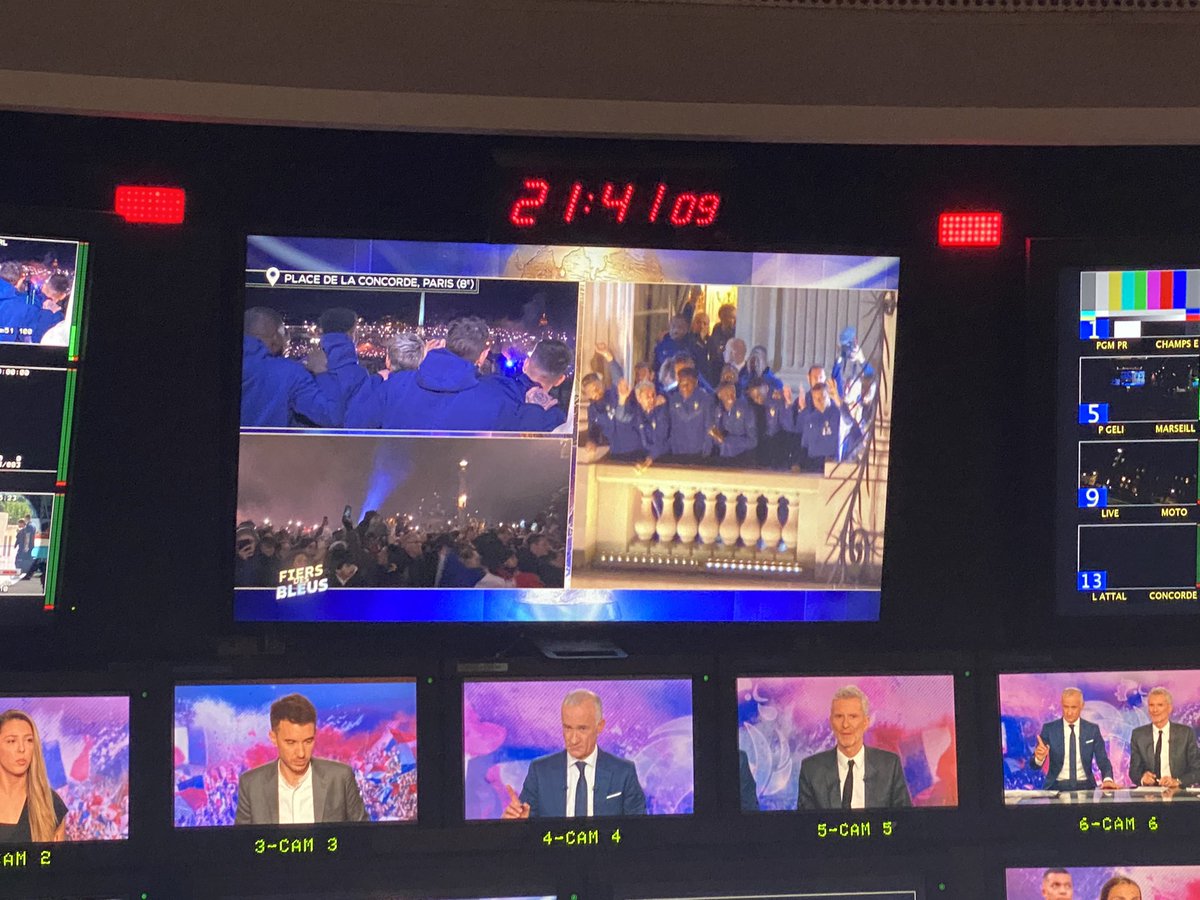 Le retour des Bleus à Paris sur <a href="/TF1Info/">TF1Info</a>