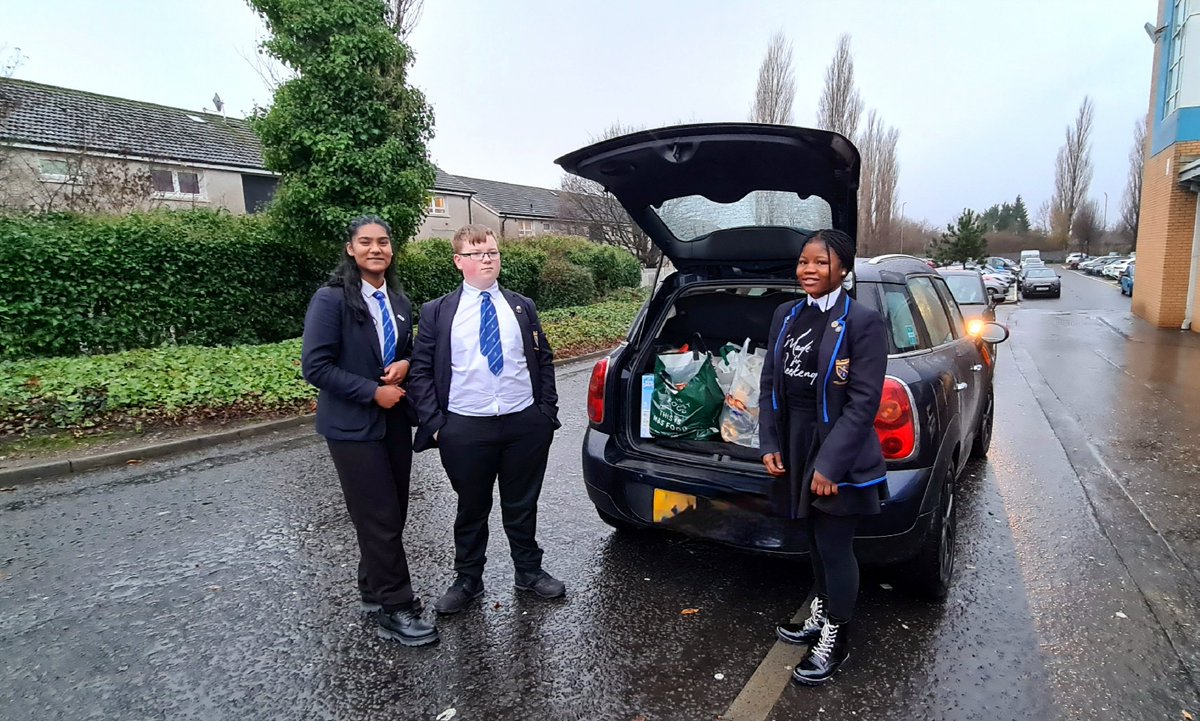 Another HUGE thanks to staff,pupils and parents from 
<a href="/StAnds4Sustain/">St Andrew’s for Sustainability</a> 
for another much needed donation of food and toys for our Community Fridge....We cannot thank you all enough...<a href="/MrsHarkChem/">MrsHarkChem</a> 
<a href="/StAndrewsREdept/">St Andrews RE Dept</a> 
<a href="/StAndrewsRCSec/">St Andrew's Secondary School</a>