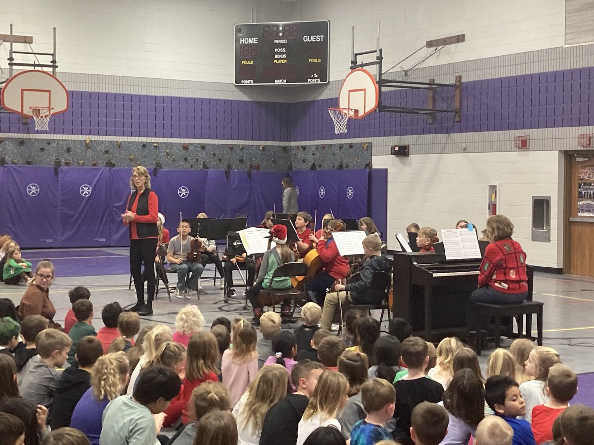 OCElementary's tweet photo. The elementary orchestra is sharing their holiday joy with us this afternoon. What talented musicians! https://t.co/Ofj94YZh7V