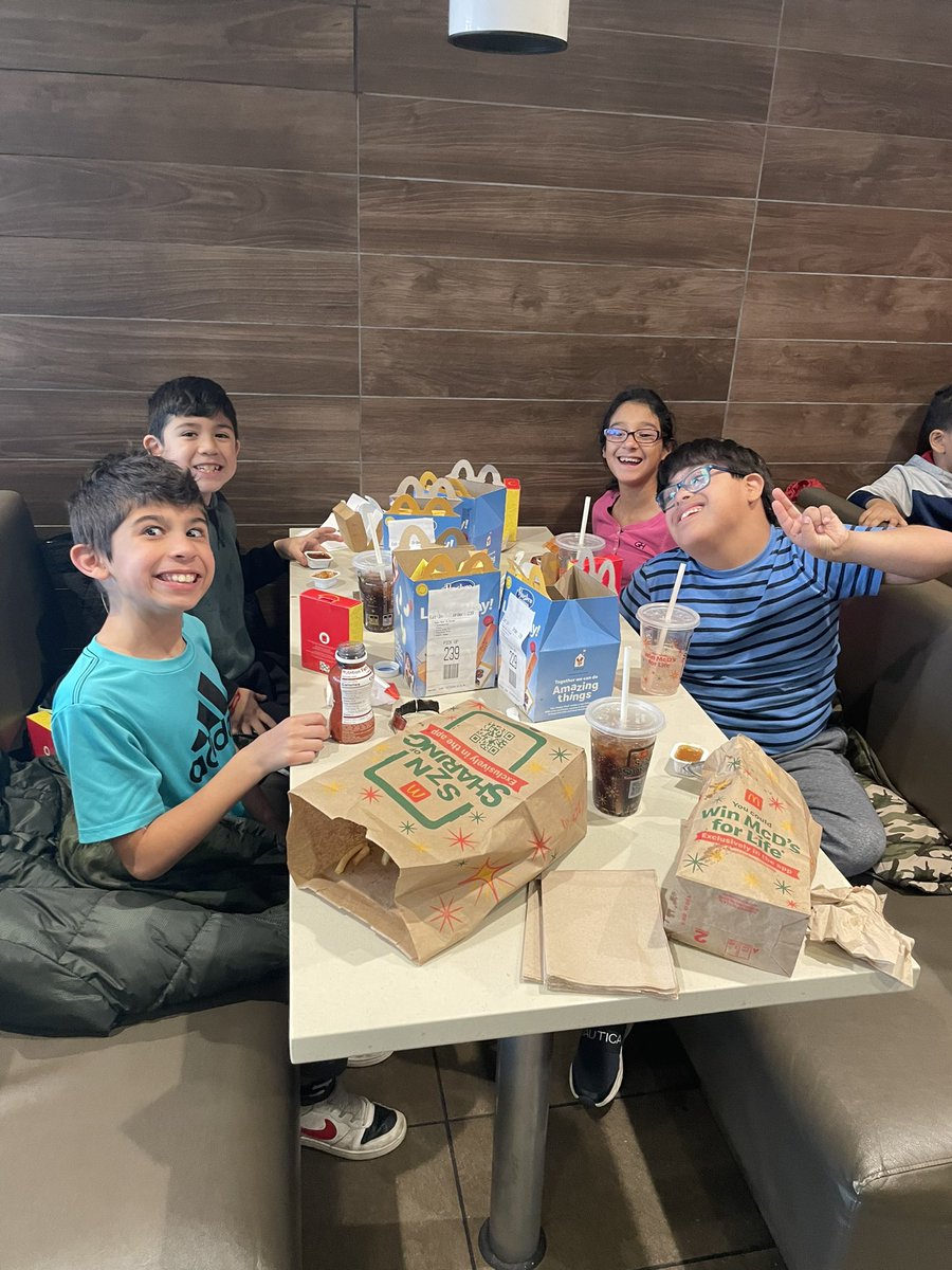 Jennifer Zanayed tweet media