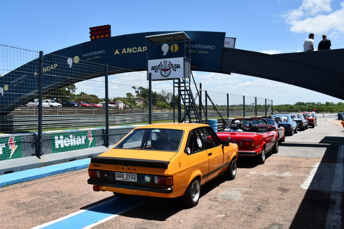 CUASoficial's tweet photo. El sábado pasado más de 40 tripulaciones pudieron disfrutar de la pista del autódromo de El Pinar desde las 9am hasta las 13 horas. Fue una jornada distendida para compartir entre amigos donde realizamos distintos recorrimos bajo un promedio impuesto.

#cuas2022 https://t.co/NODz1xo3qv