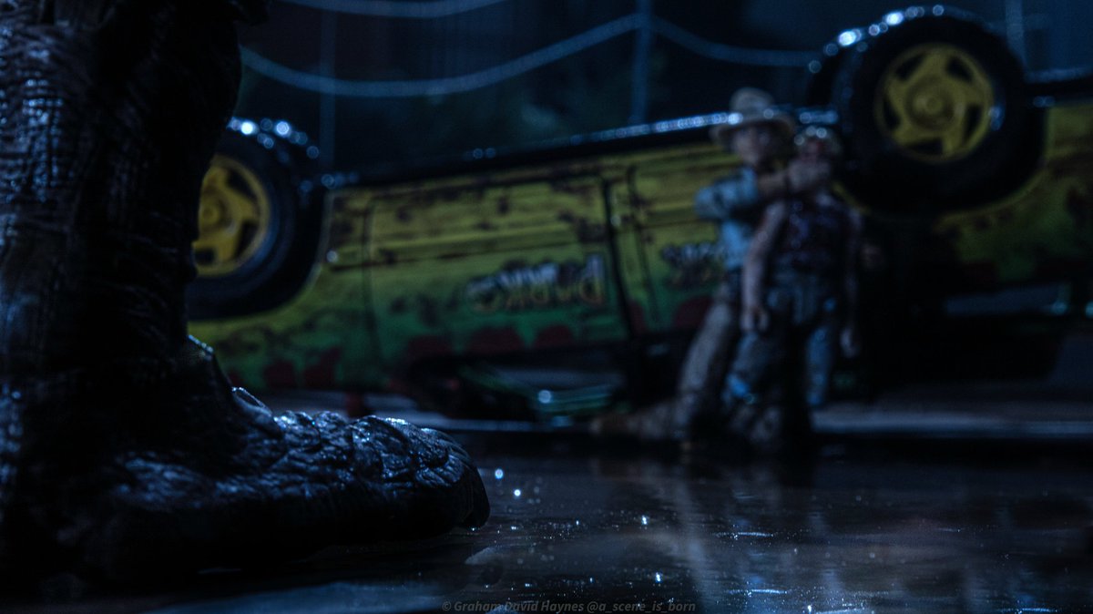 'Squish!'

#jurassicpark #jurassicparklegacycollection #jurassic #jurassicworldtoys #toyphotography #jurassic_park #toycinematography #diorama #dinorama #mattel #timmurphy #trex #trexarms #rexy #trexBreakout #trexattack #wheretoysdwell #toptoyphotos #velociraptor #stevenspielberg