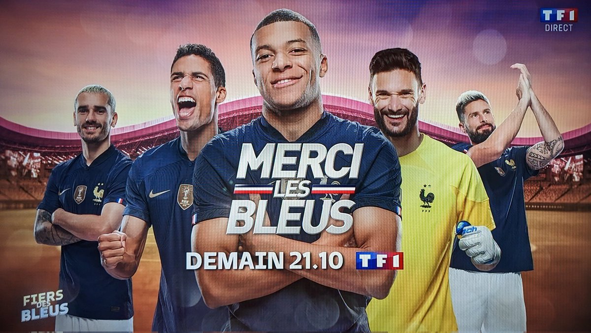 Demain MERCI LES BLEUS 🇨🇵
Toutes les images de coulisses de la Coupe du Monde, les coups de gueule dans le vestiaire, un groupe qui se crée, une ferveur populaire qui grimpe... A NE PAS RATER