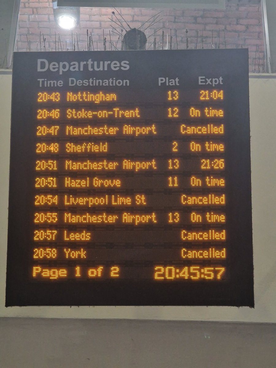 Train services in the #North excelling themselves again... <a href="/TPExpressTrains/">TransPennine Express</a>